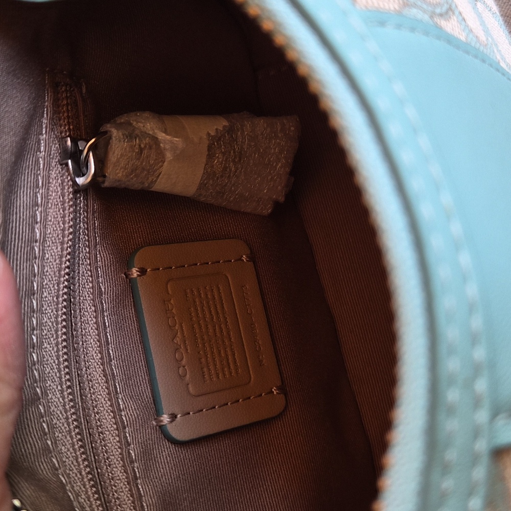Nwot Coach Carmen Mini Crossbody Bag - Picture 8 of 10